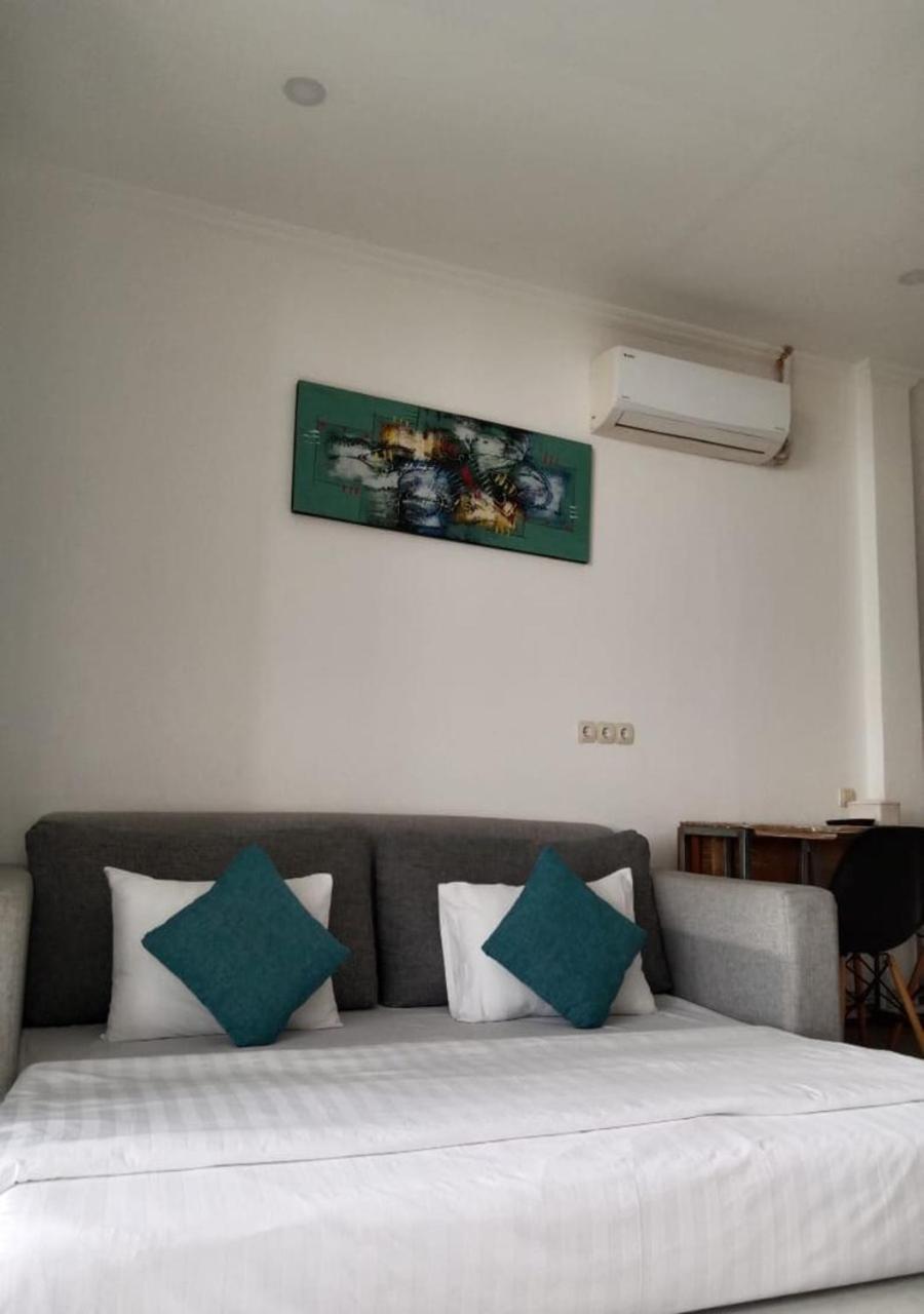 Triple 8 Suites Labuan Bajo Extérieur photo
