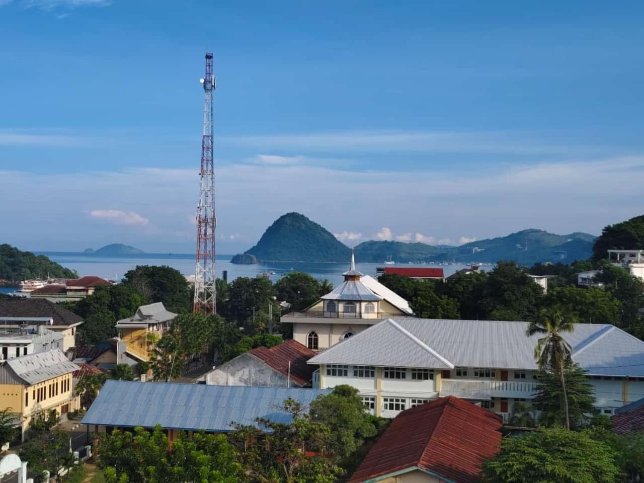 Triple 8 Suites Labuan Bajo Extérieur photo
