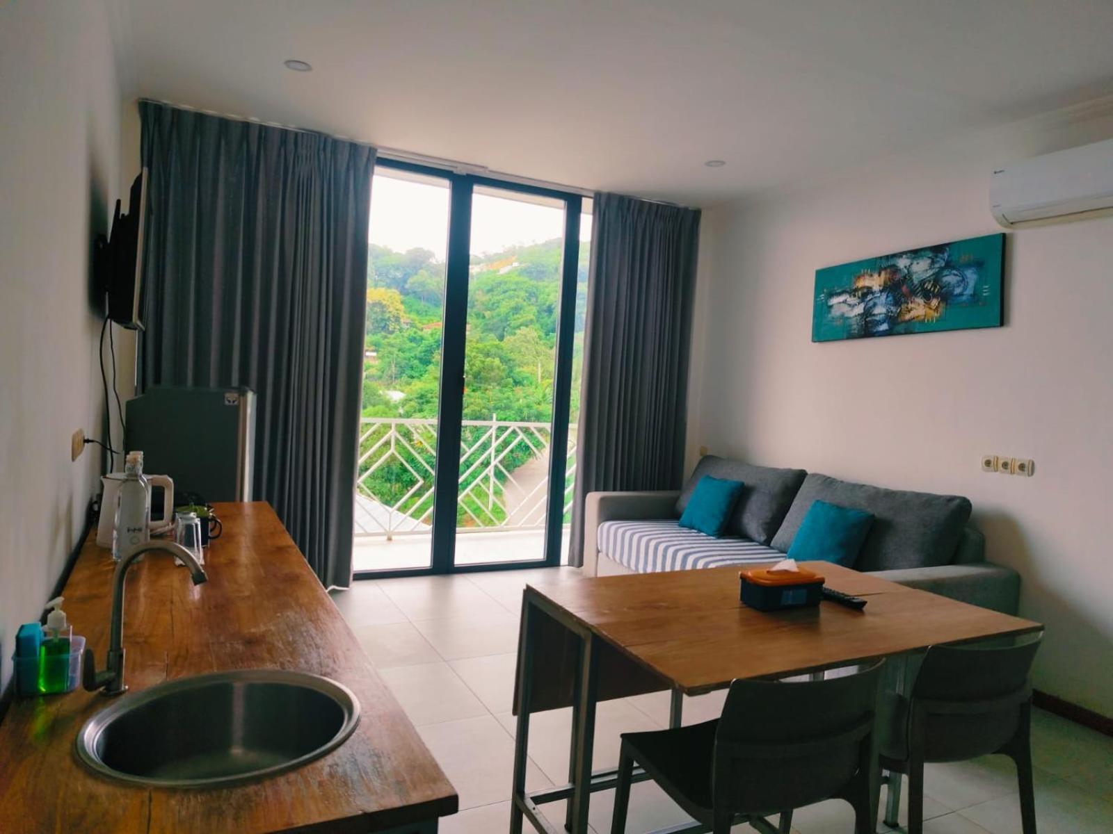 Triple 8 Suites Labuan Bajo Extérieur photo
