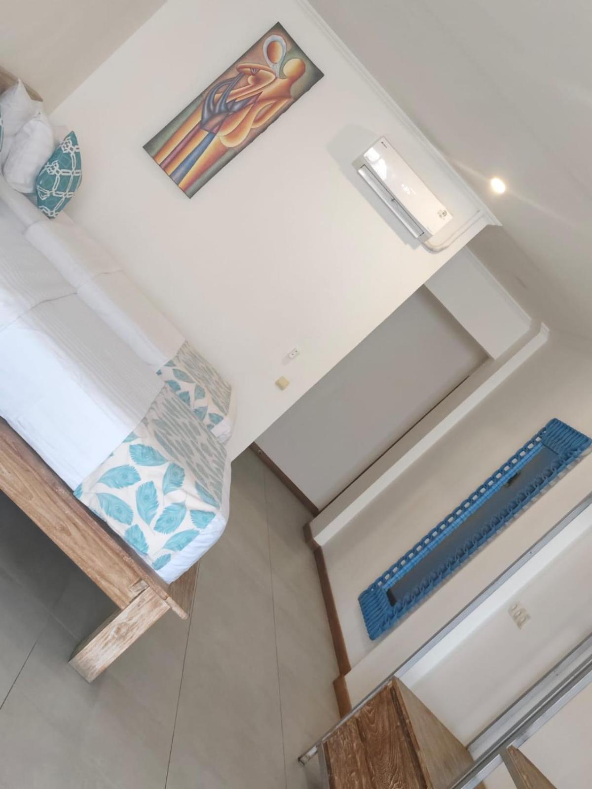 Triple 8 Suites Labuan Bajo Extérieur photo